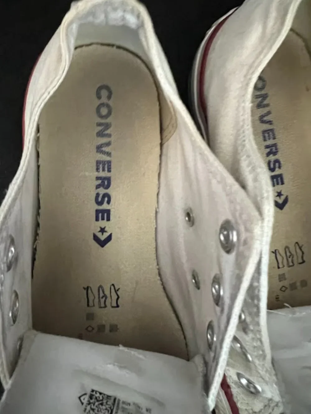 Converse Chuck Taylor All Star Low Top Athletic Shoes Size Men 4 Women 6